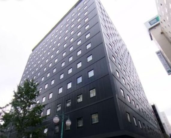 博多綠色飯店 1 號館外觀，2019 年攝