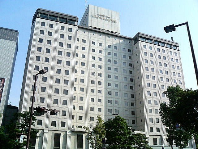 西鐵格蘭飯店外觀,2006 年攝
